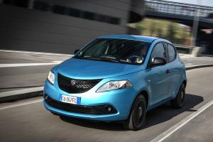 Lancia Ypsilon Hybrid EcoChic Maryne 2020 года 